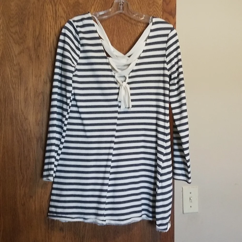 Tunic - Picture 2 of 2